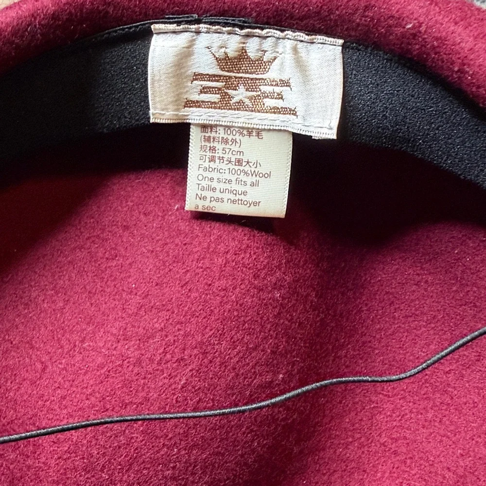Vintage Burgundy Wool Cloche Beret with Bow — Structured French Style